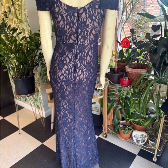 City Triangles Sm Navy Lace Mermaid Prom Dress Beaded Off Shoulder Gown Romantic - Picture 4 of 5